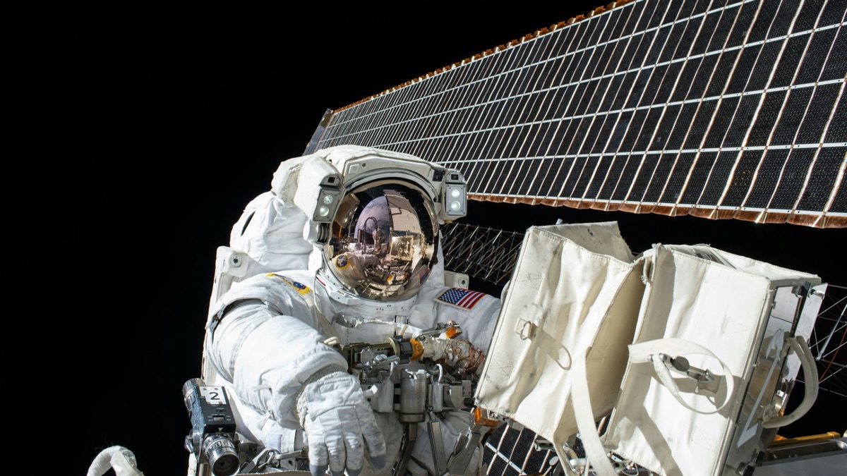 5 Incredible Qualifications You Need To Become An Astronaut