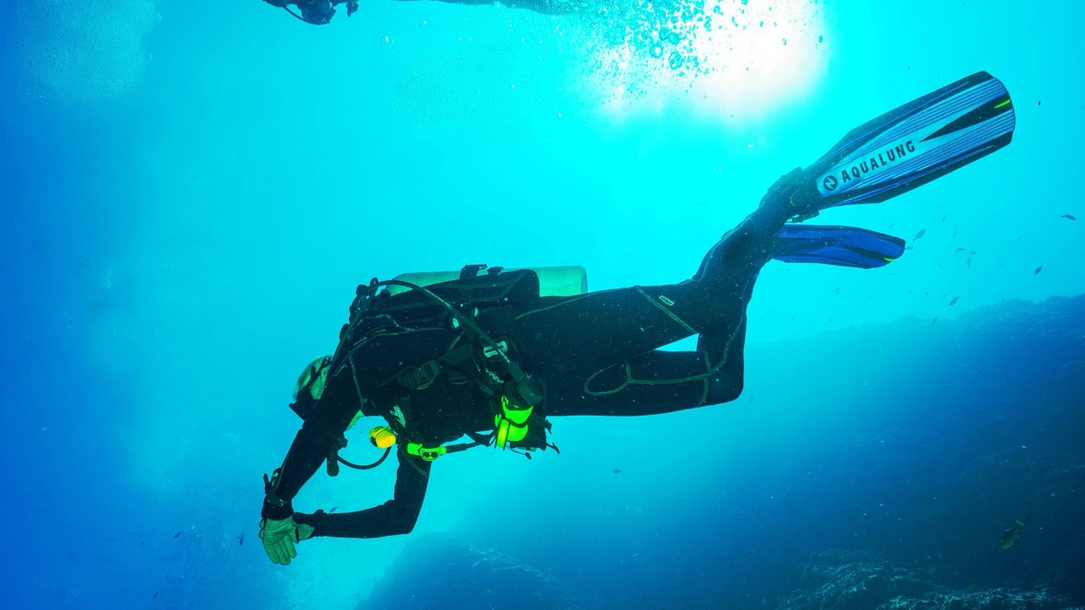 The 5 Best Spots To Scuba Dive